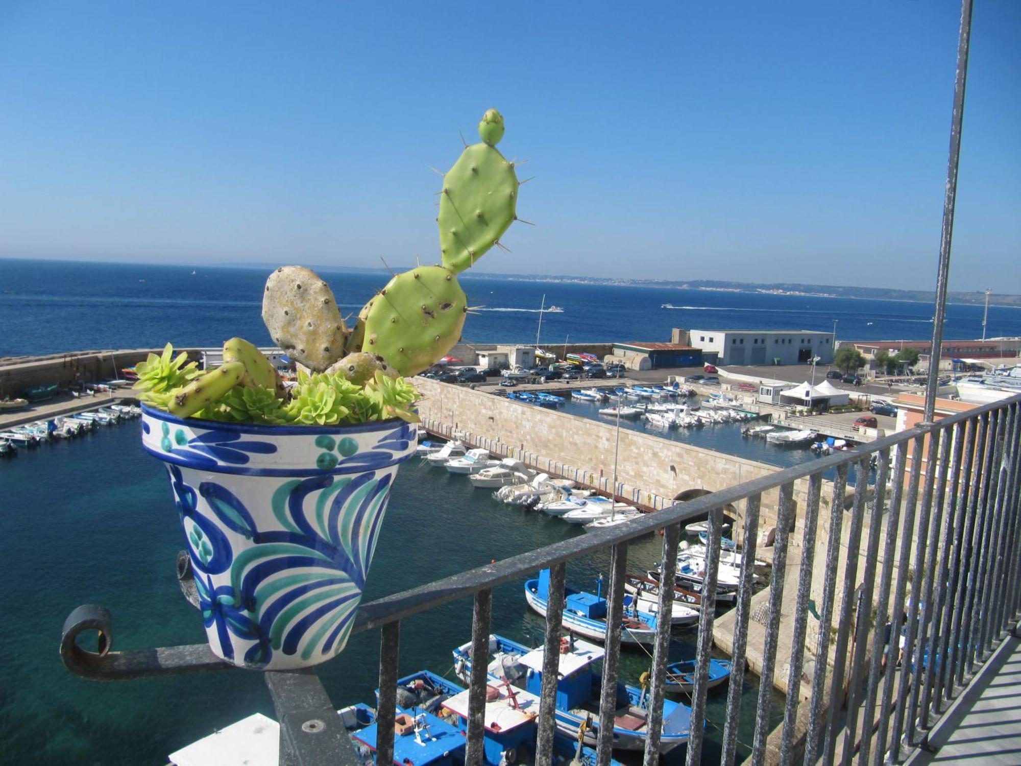 4 Balconi House-San Gregorio Palazzo Unico Vista Mare Villa Gallipoli Kültér fotó
